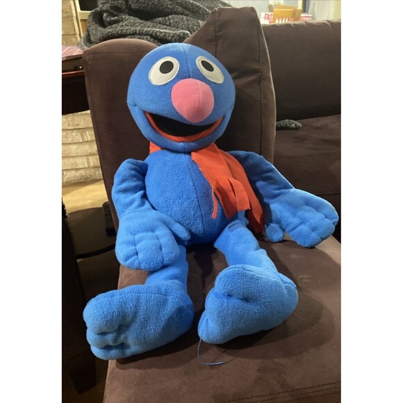 Sesame Street Grover Plush 2006 Fisher Price 24" Large Jumbo Red Scarf - Picture 1 of 9